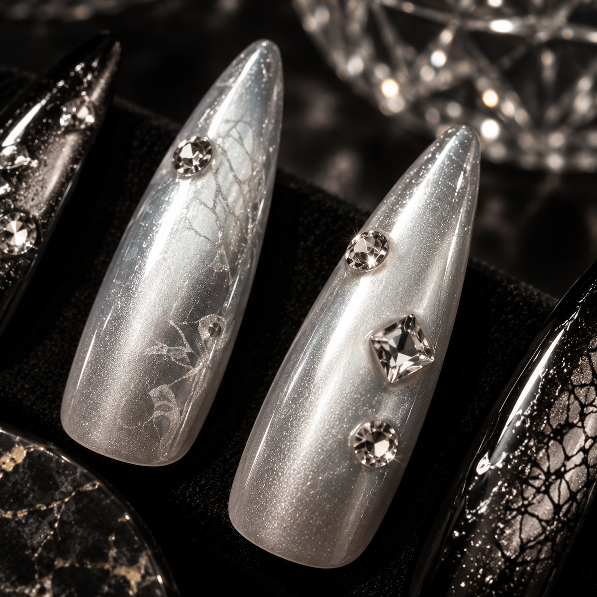 MaisonTips Press On Nails for Women, Black Silver Long Stiletto Fake Nails, Rhinestone Metallic Full Cover Artificial Nails, Reusable Luxury Nail Set for Party Wedding Date Night